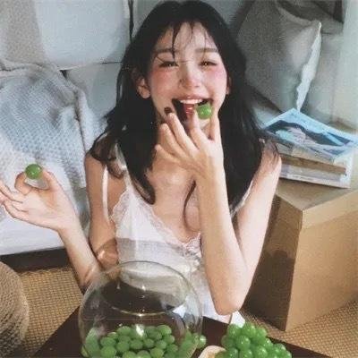 电波女与青春男